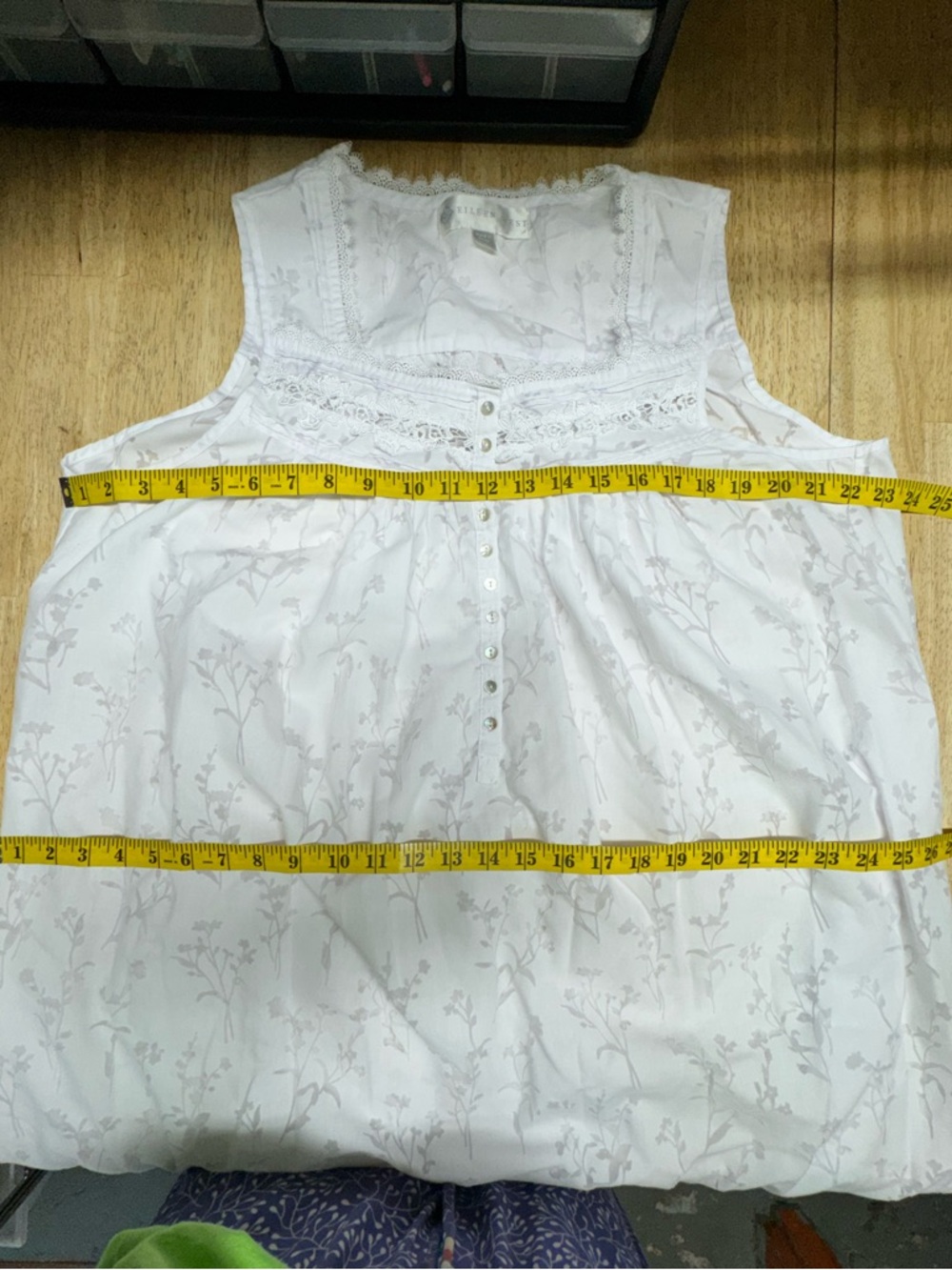 Eileen West Nightgown Medium White Cotton Floral Sleeveless Lace Trim Sleepwear - Picture 13 of 16